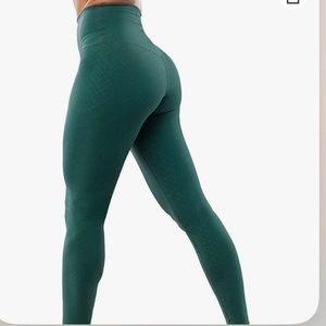 SHEFIT Leggings Boss Performance Color: Conquista size L